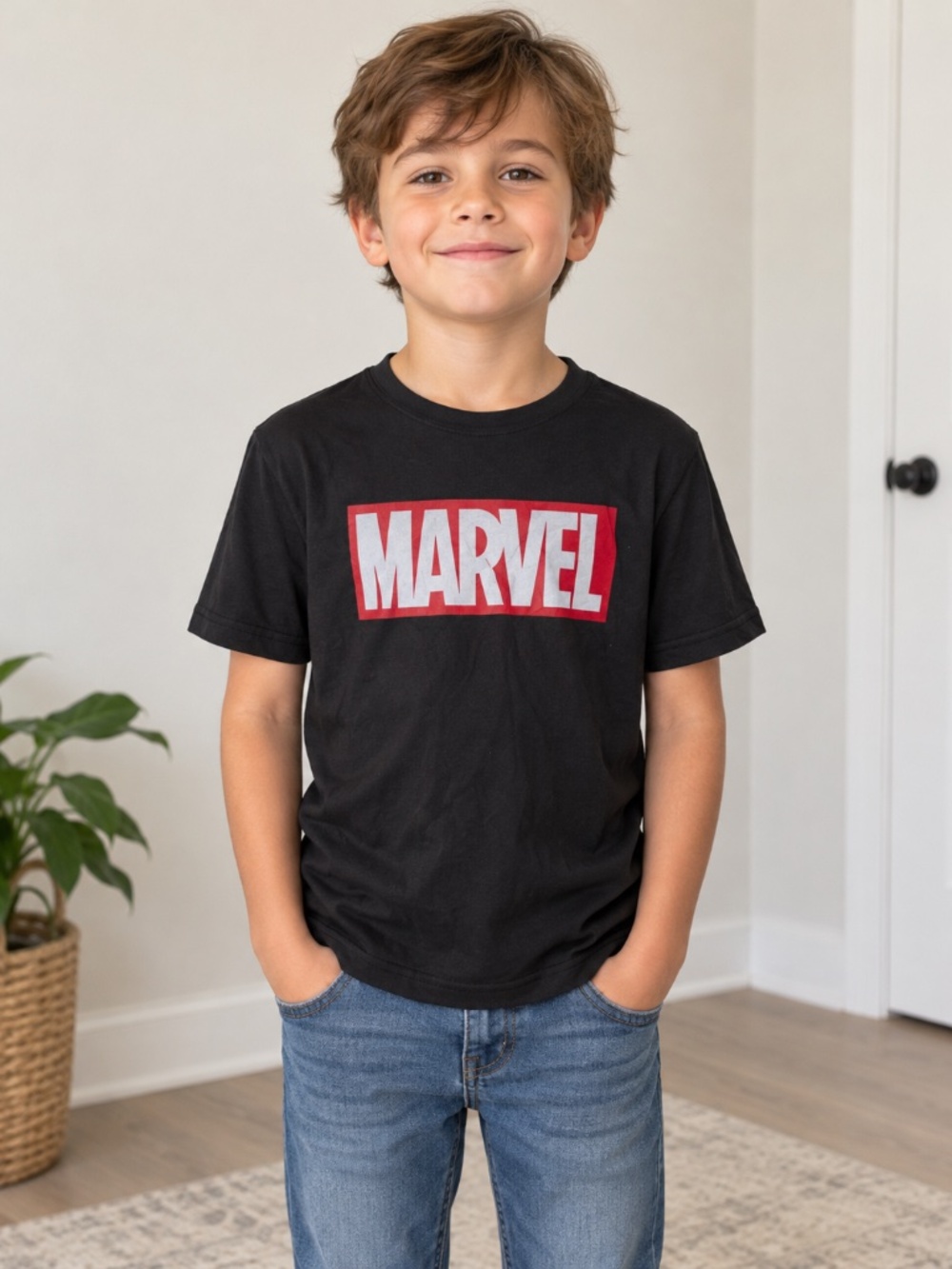Marvel Kids XL Logo Graphic T-Shirt Black Superhero Comic Casual Tee